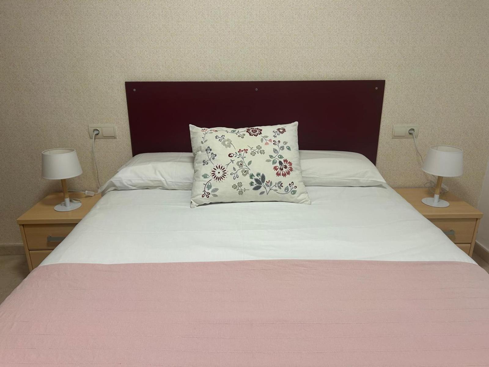 Apartamento primera línea playa. Vistas al mar Caleta de Vélez Exterior foto