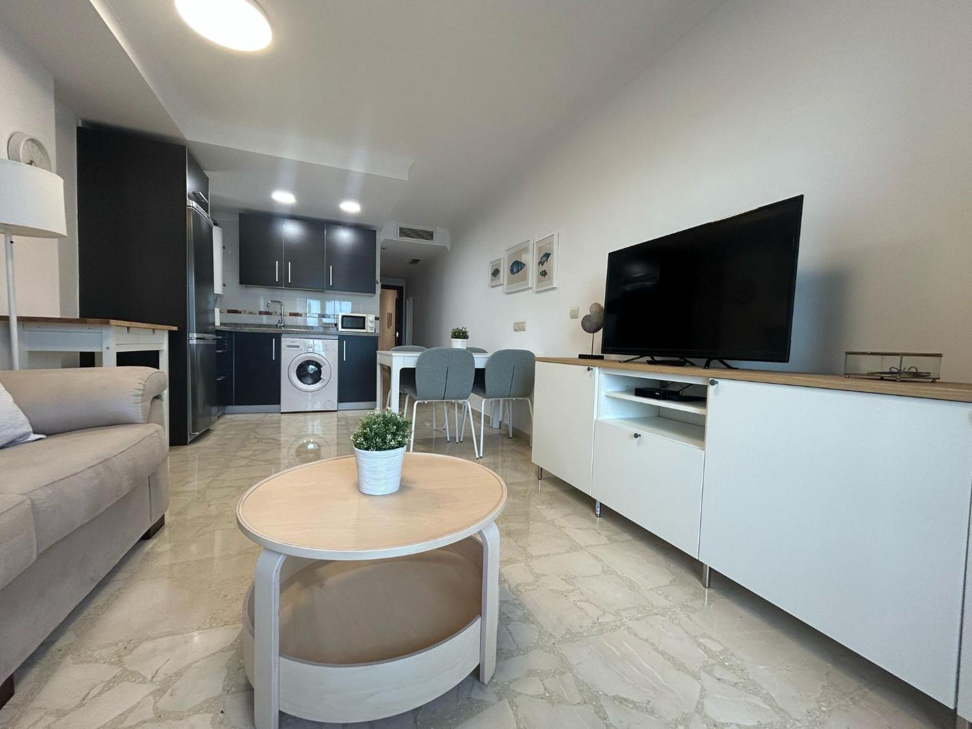 Apartamento primera línea playa. Vistas al mar Caleta de Vélez Exterior foto